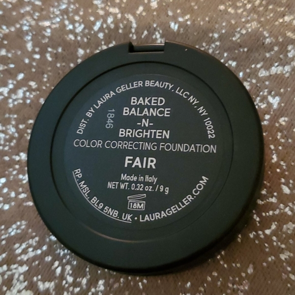 Laura Geller baked foundation in FAIR - Picture 2 of 3